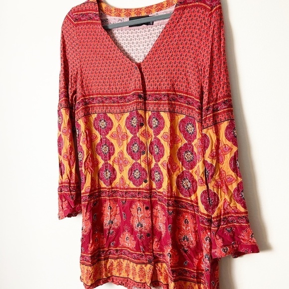 MINK PINK • Women’s Bohemian Colorful Button Down Tunic Top Size Medium - Picture 3 of 4
